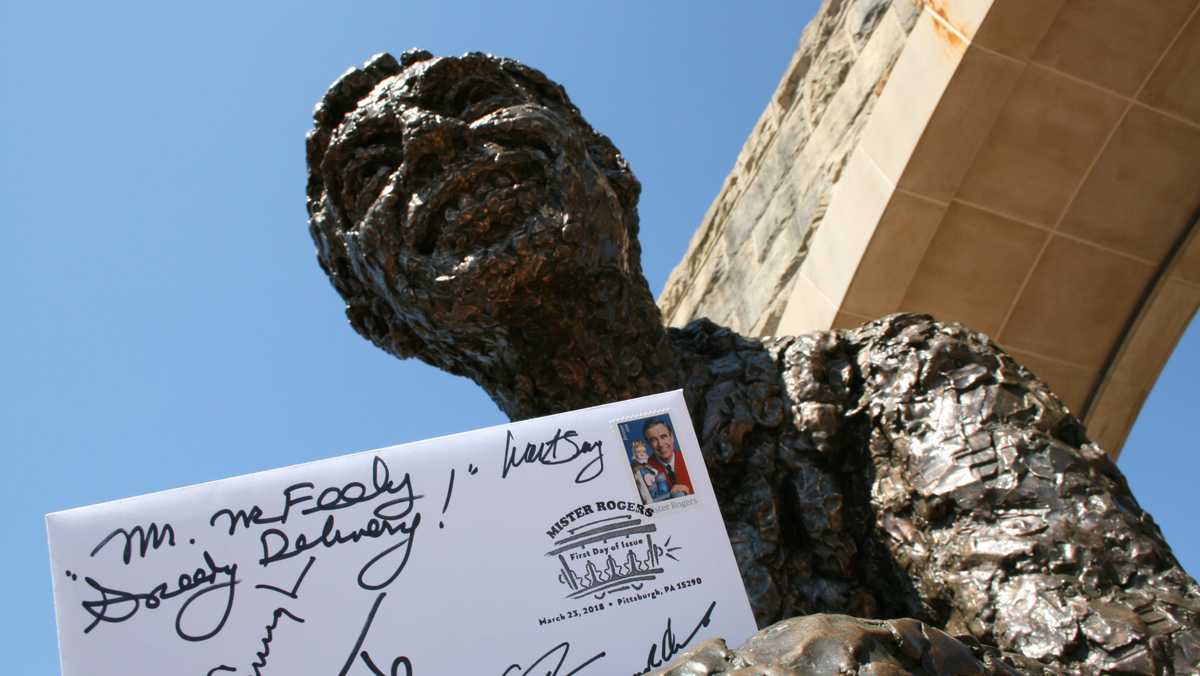 Mister Rogers stamp wins US Postal Service contest, will now be reissued